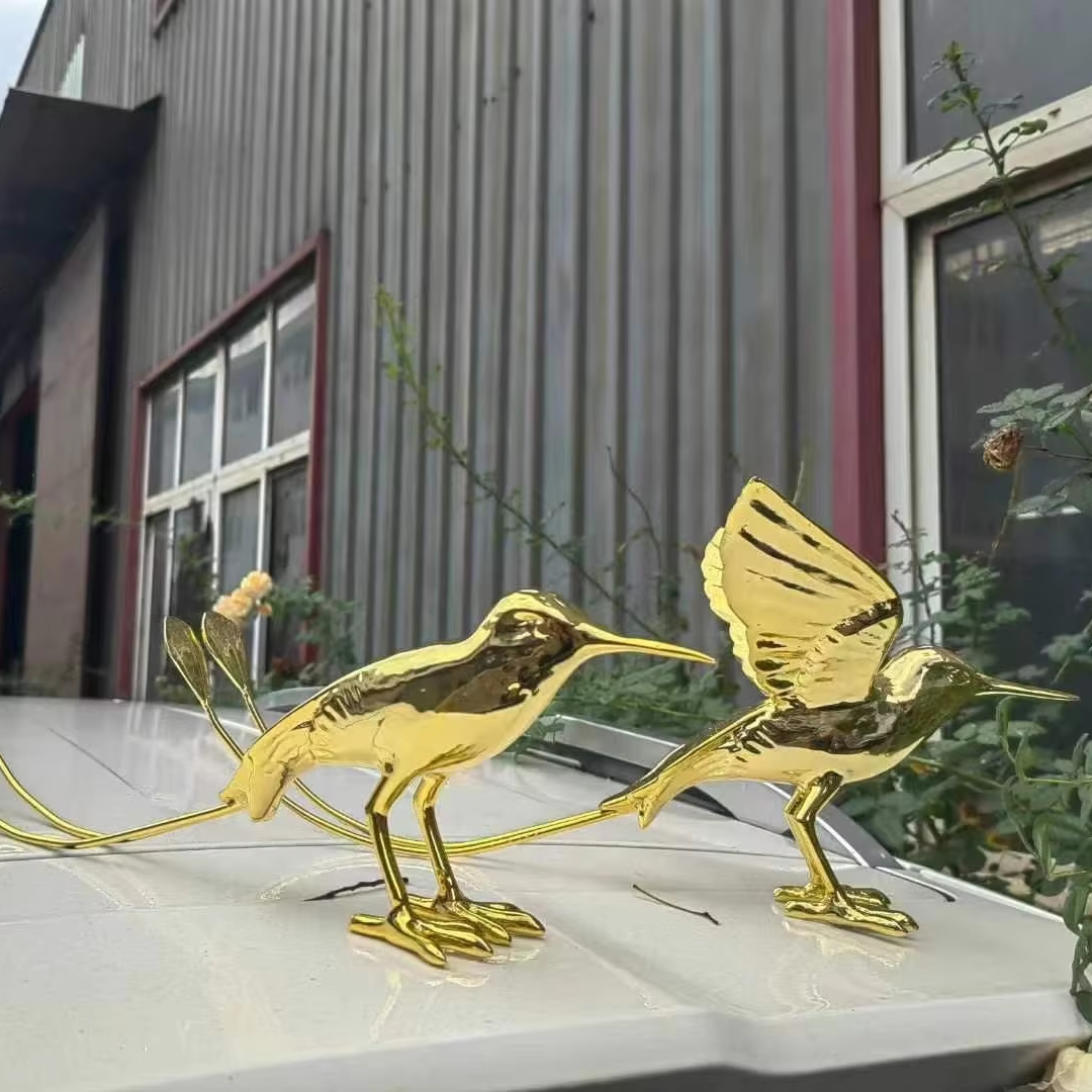 Exhibition Of Art And Craft - Gallery Exhibition Metal Crafts Humming Bird