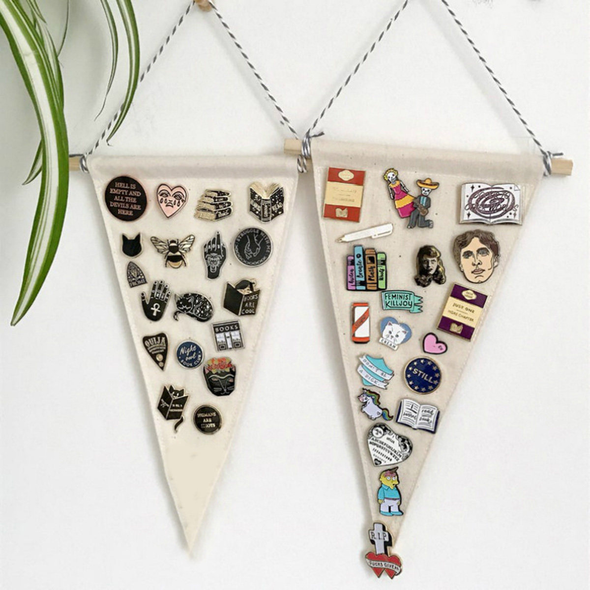 2pcs Badge Brooch Display Bann - Exhibition Of Art And Craft recensie en prijs