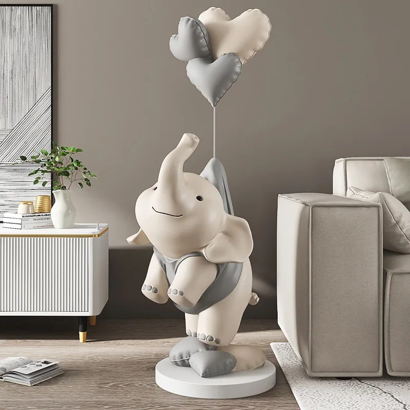 A Light Luxury Elephant Landin - Exhibition Of Art And Craft recensie en prijs