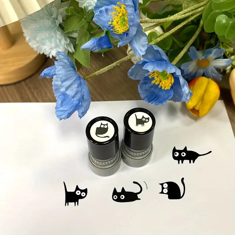 Adorable Tilted Neck Black Cat - Art Craft Journal recensie en prijs
